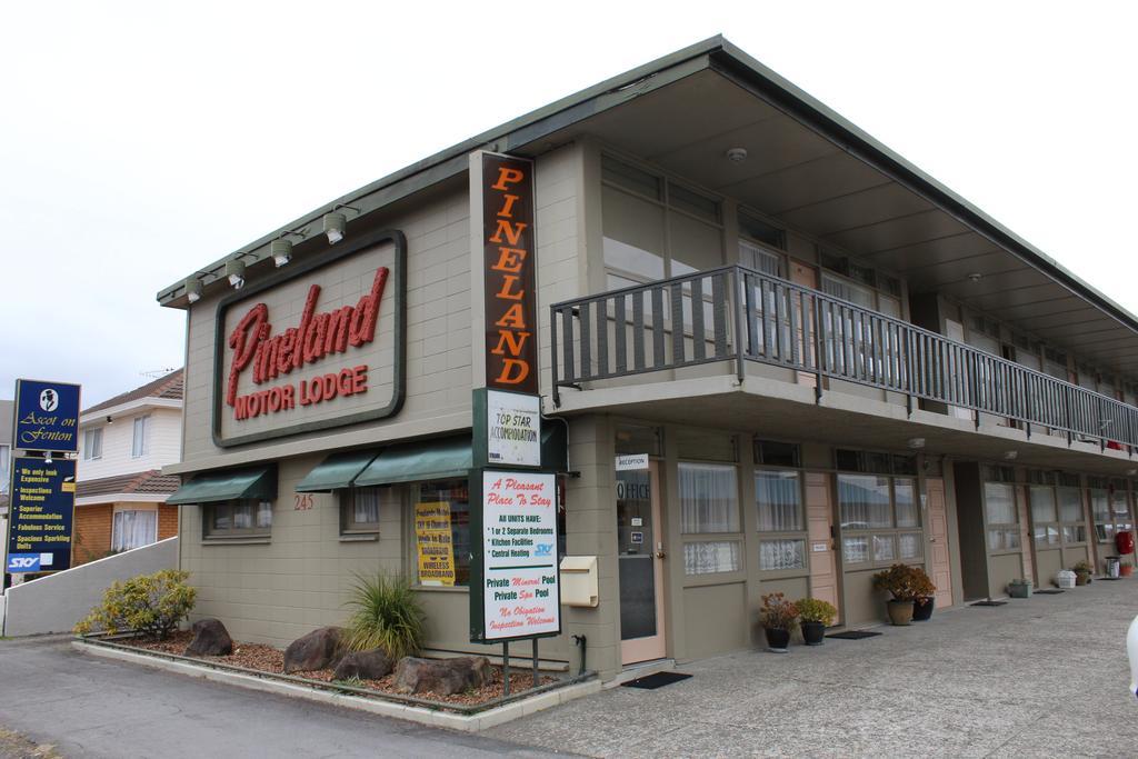 Pineland Motor Lodge Rotorua Exterior photo