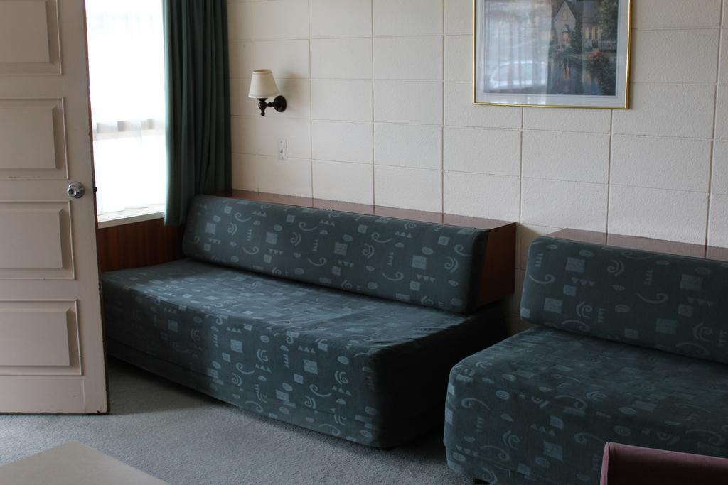 Pineland Motor Lodge Rotorua Exterior photo