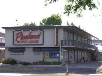 Pineland Motor Lodge Rotorua Exterior photo
